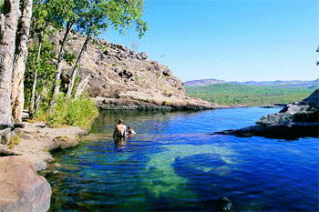 Gunlom Falls and Rock Pool in Kakadu are considered a great option to Jim Jim Falls when the falls start to stop flowing the the Dry season and a favioute of kakadu adventure tour operators